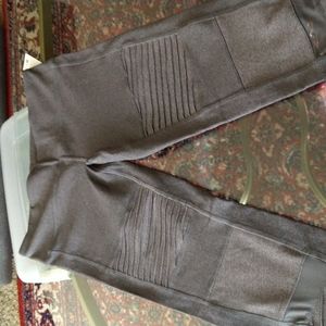 Alo Yoga grey moto leggings